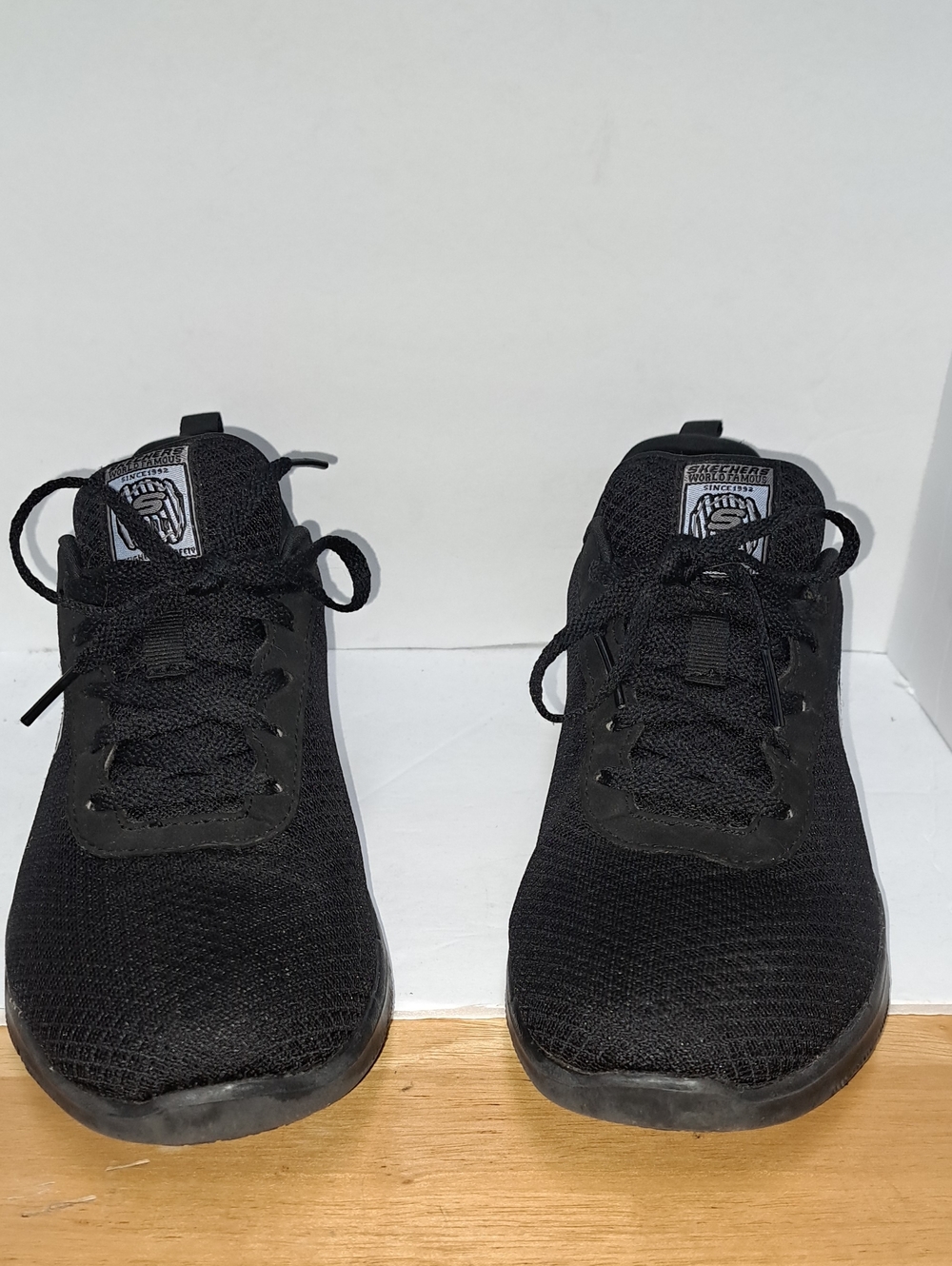 Skechers Work Black Sneakers with Burgundy Insole